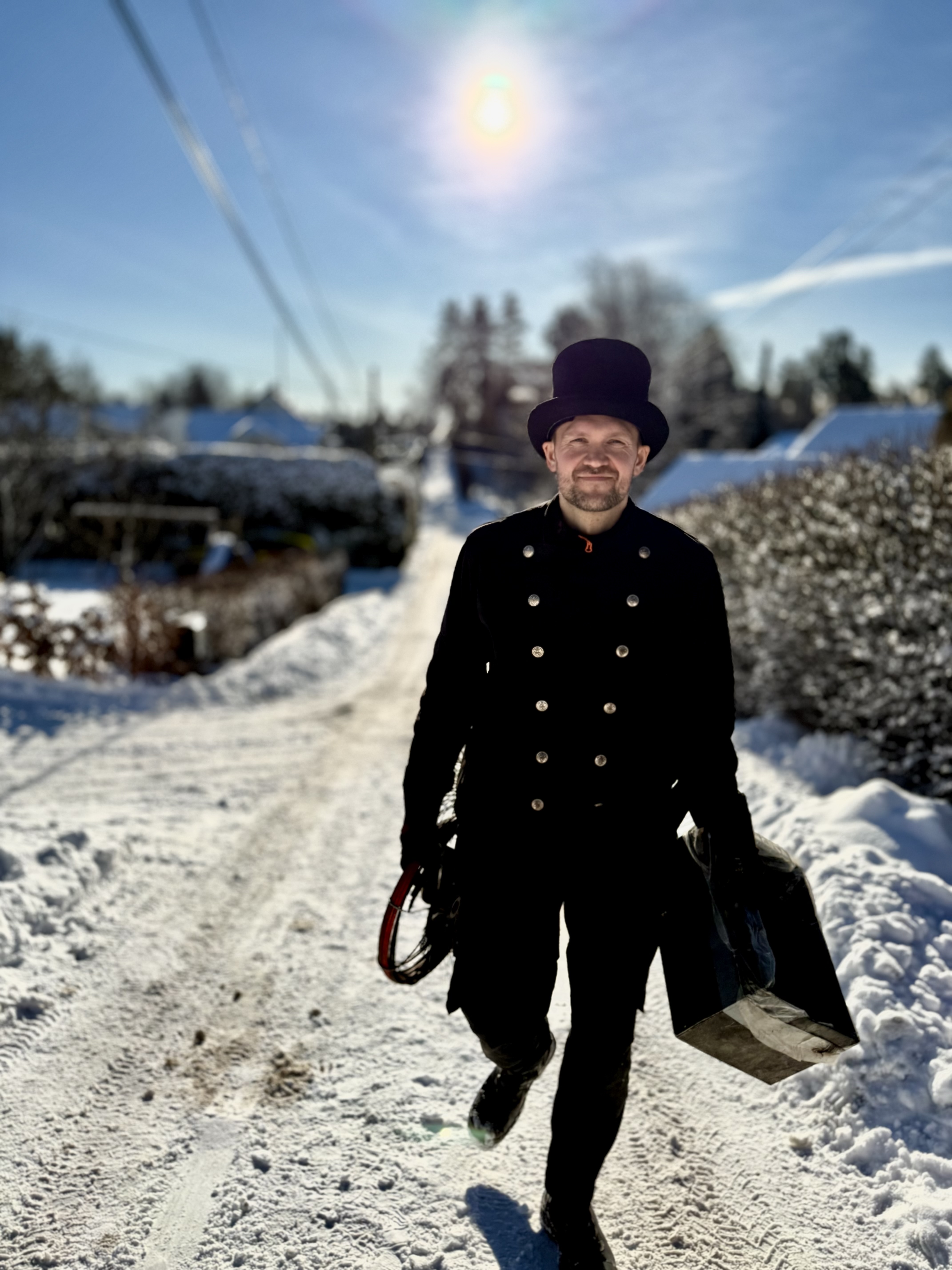Feiermester på vei til oppdrag i Oslo en vintersondag